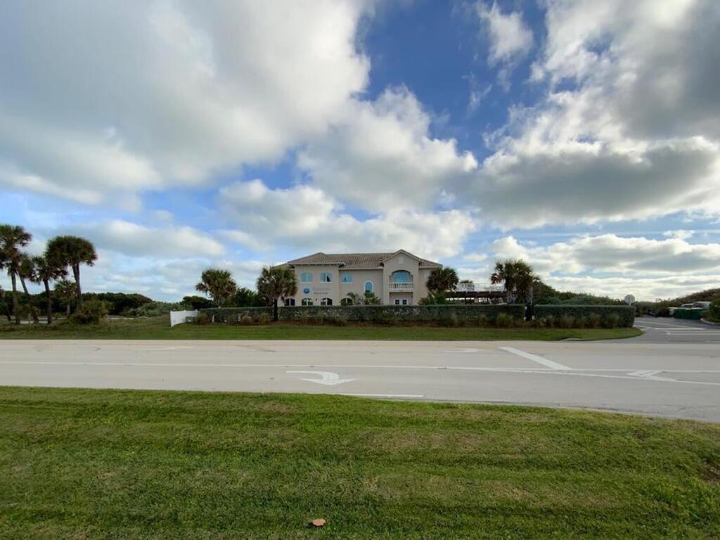 135 Aquarina Boulevard, Melbourne Beach, FL 32951