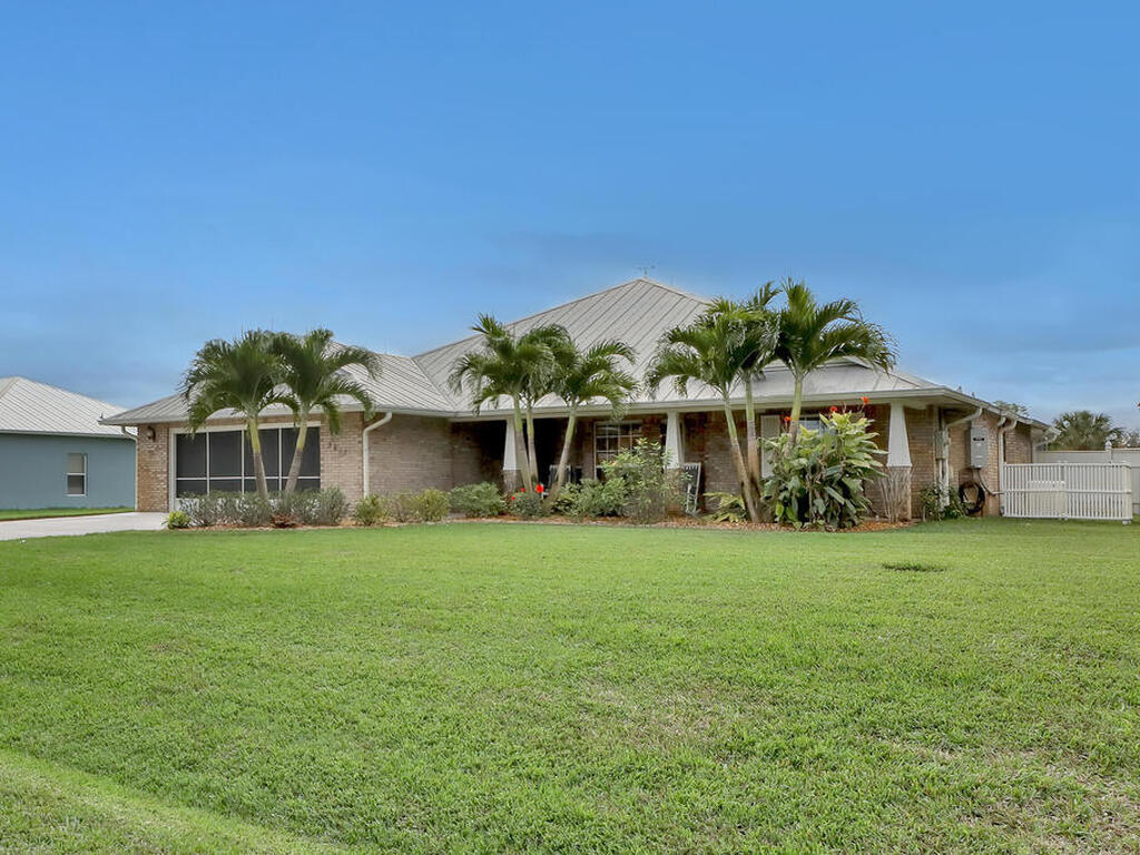 3817 15th Street, Sebastian, FL 32976