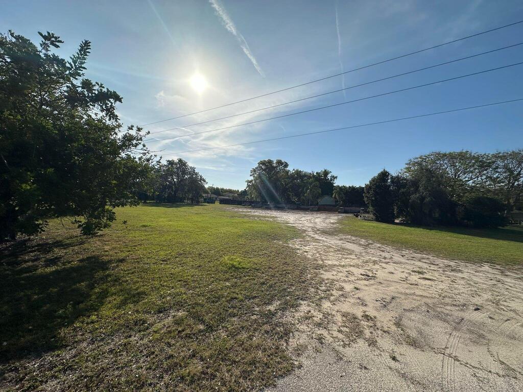 1510 Old Dixie Highway, Titusville, FL 32796