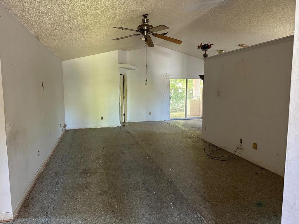 3009 Elizabeth Street, West Melbourne, FL 32904