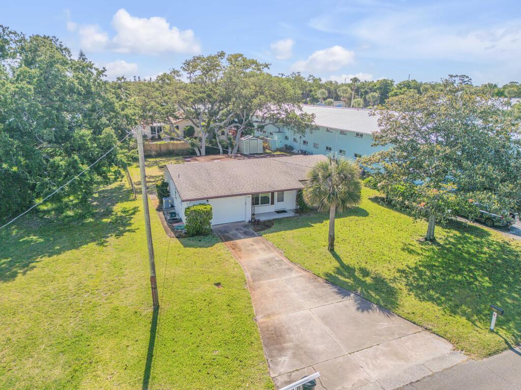 535 S Peninsula Avenue, New Smyrna Beach, FL 32169