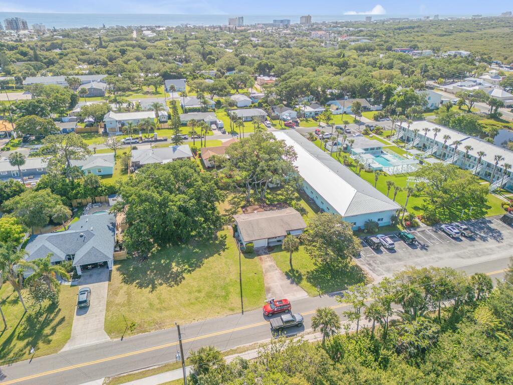 535 S Peninsula Avenue, New Smyrna Beach, FL 32169