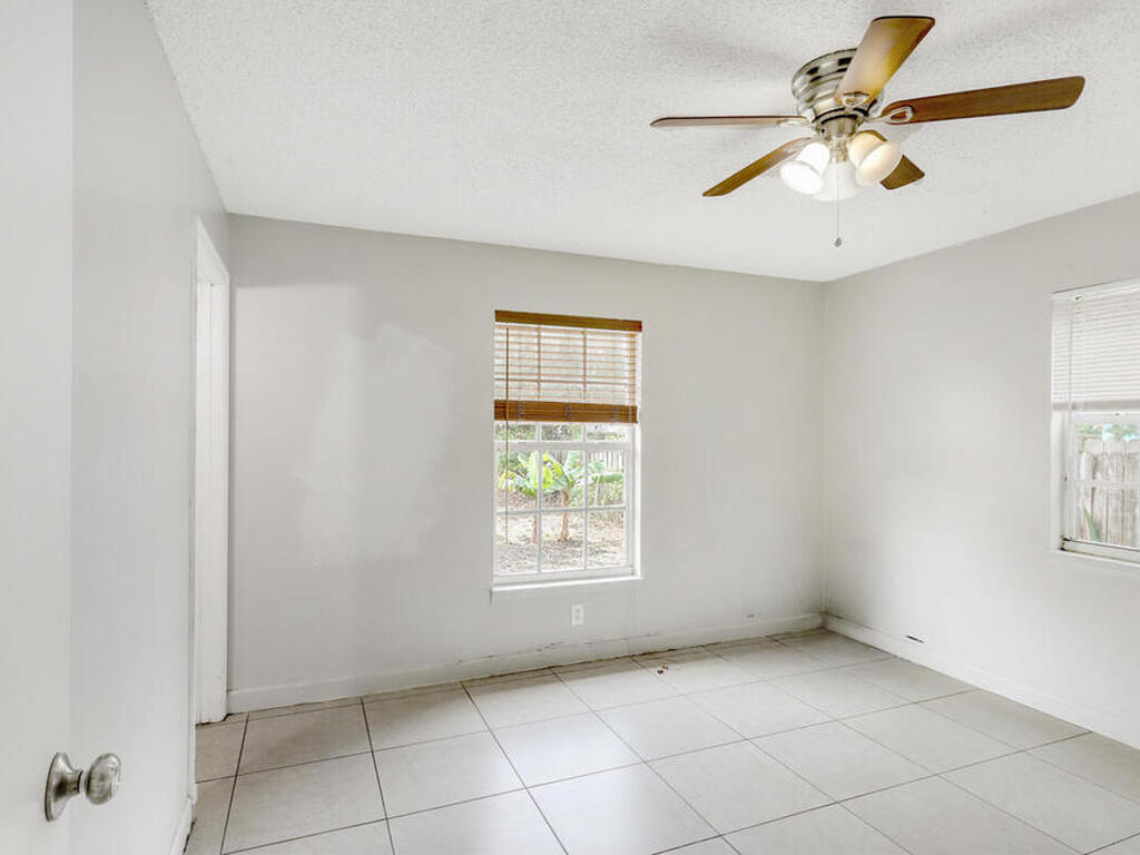 306 6th Street, Jupiter, FL 33458