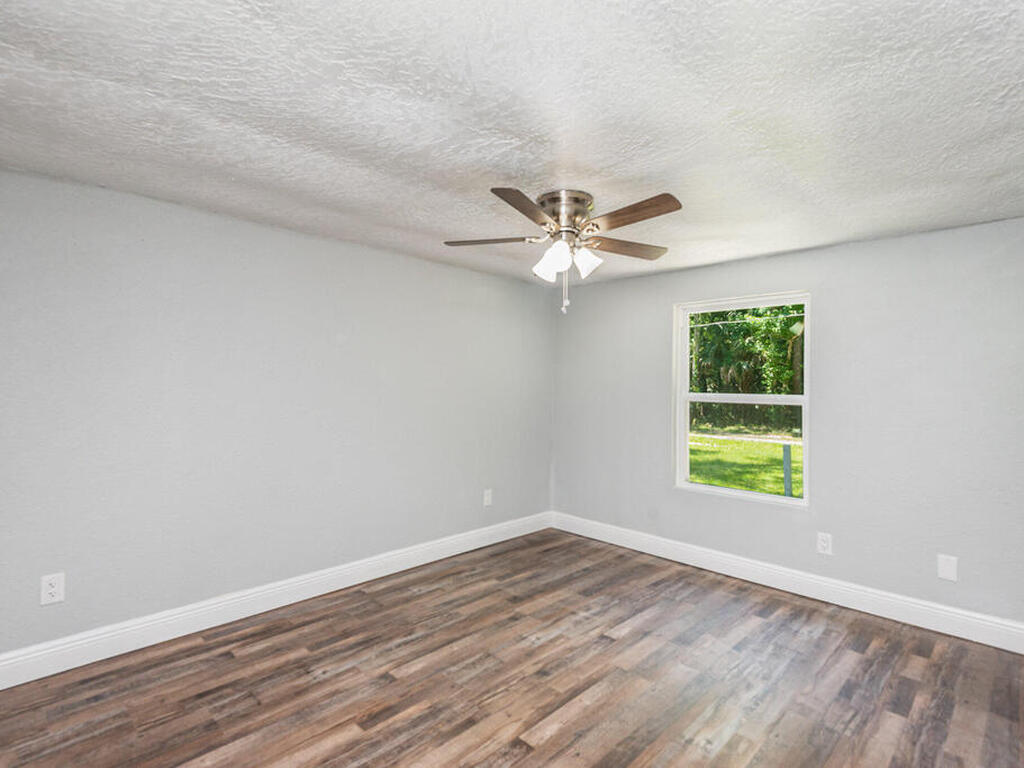24050 Bass Road, Astor, FL 32102
