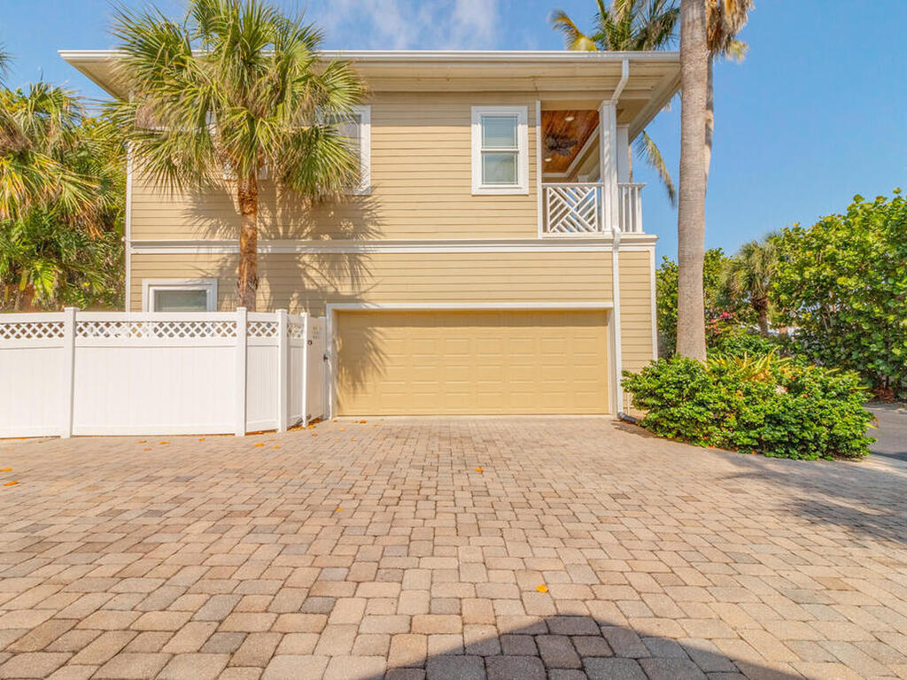 109 Sabal Ridge Lane, Melbourne Beach, FL 32951