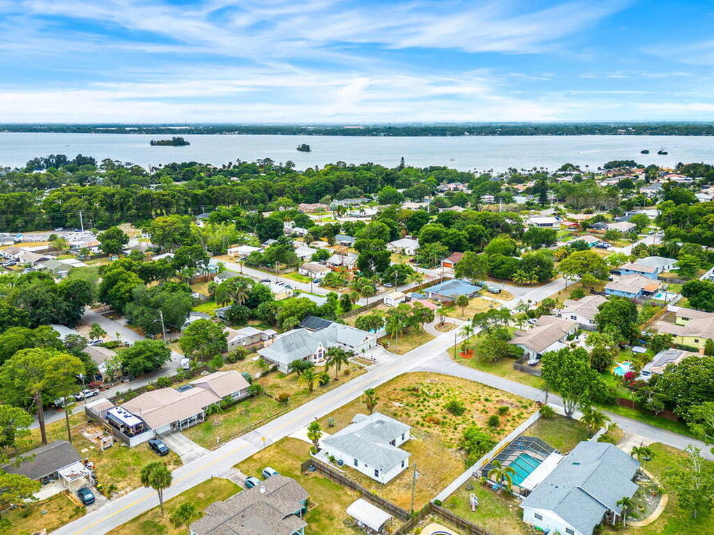 430 Banana Boulevard, Merritt Island, FL 32952