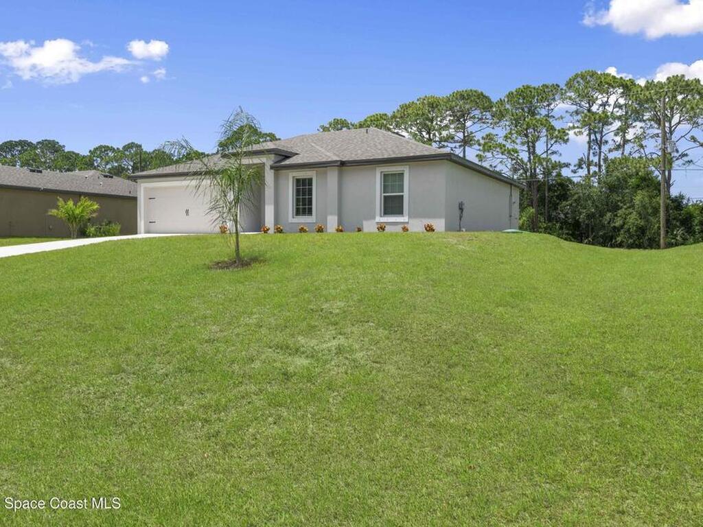 1131 Salina Street, Palm Bay, FL 32909