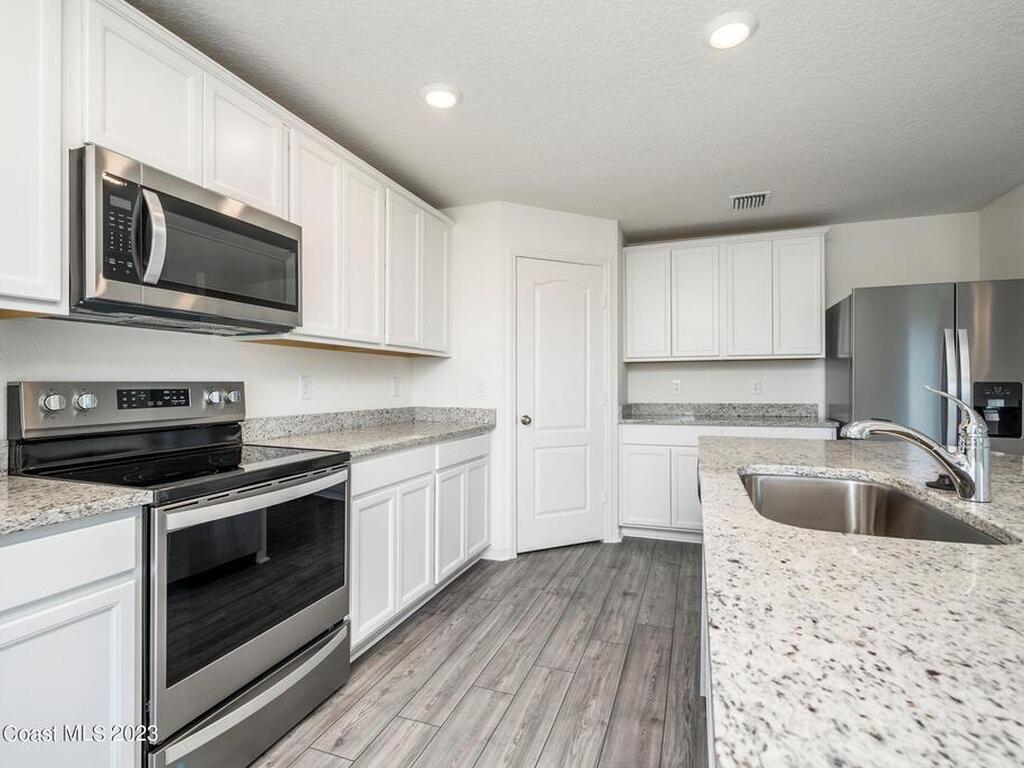 2288 O'Connel Avenue, Palm Bay, FL 32908