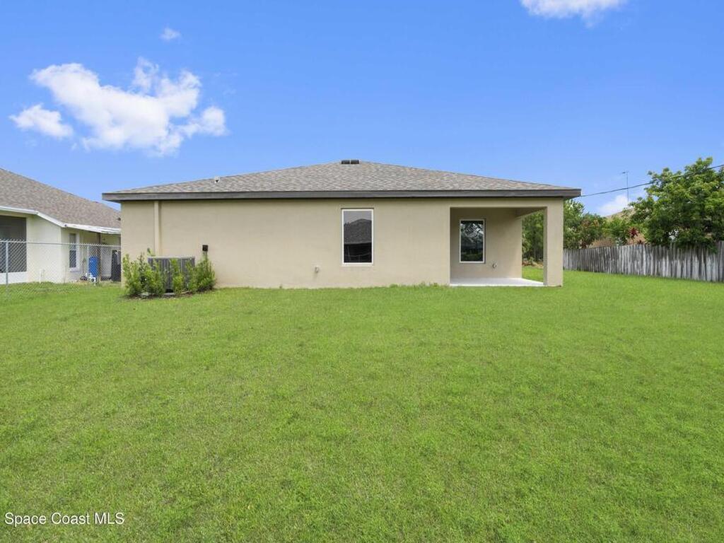 318 Hammonton Street, Palm Bay, FL 32908