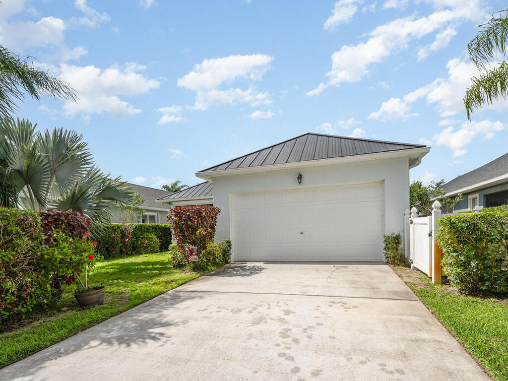 7720 14th Lane, Vero Beach, FL 32966