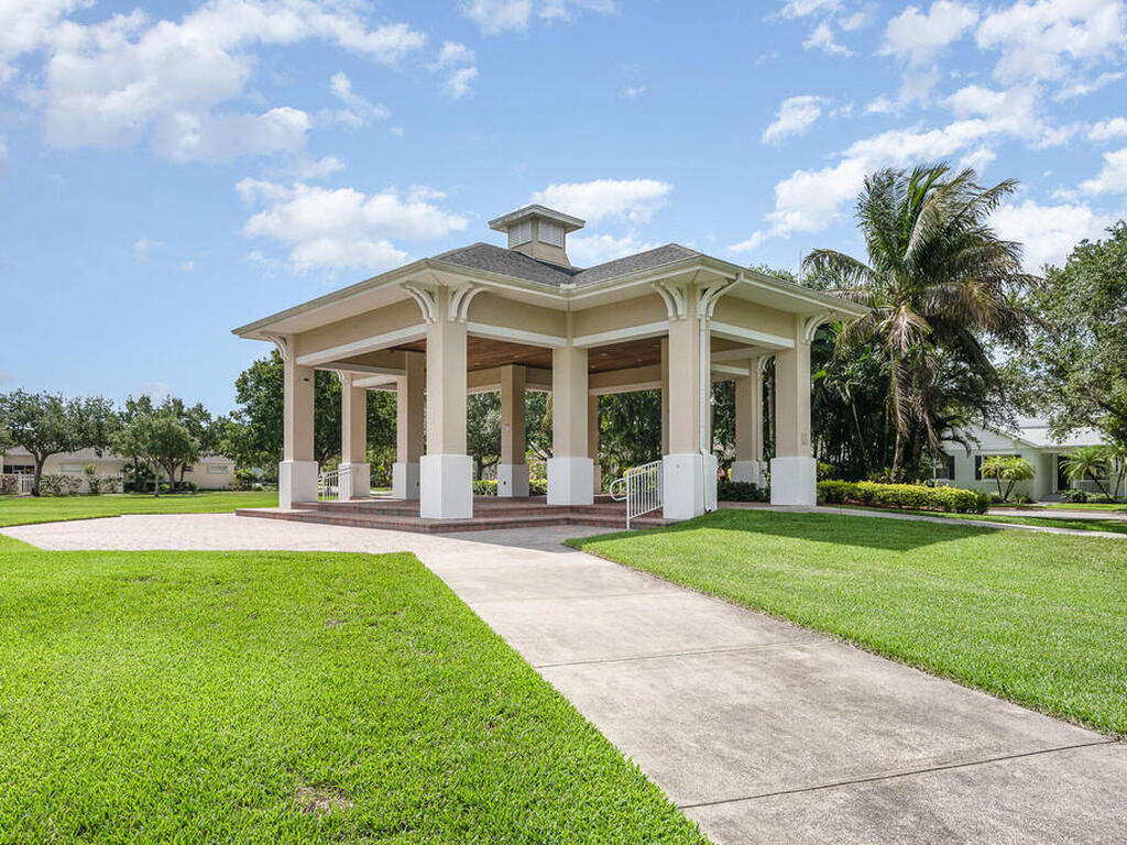 7720 14th Lane, Vero Beach, FL 32966