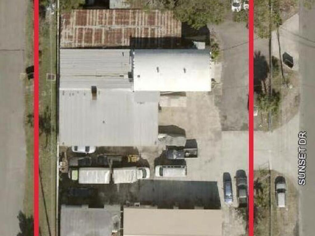 71 Sunset Drive, West Melbourne, FL 32904