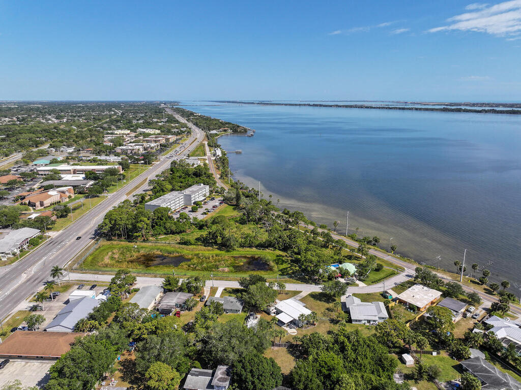 2918 Pineapple Avenue, Melbourne, FL 32935