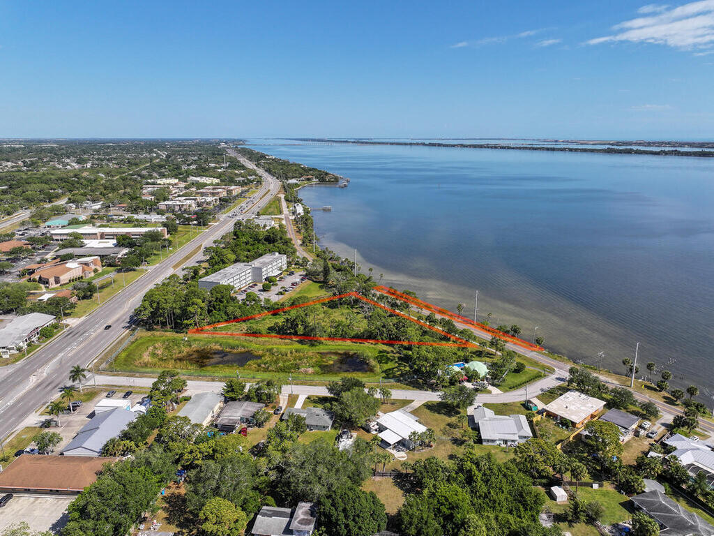 2918 Pineapple Avenue, Melbourne, FL 32935