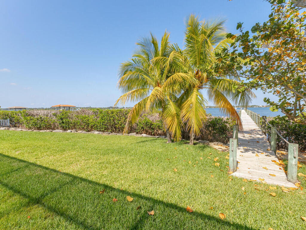 866 Loggerhead Island Drive, Satellite Beach, FL 32937