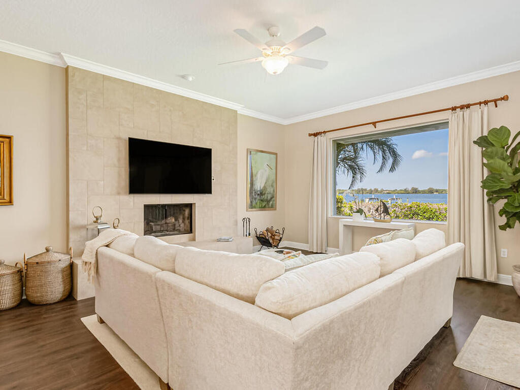 866 Loggerhead Island Drive, Satellite Beach, FL 32937