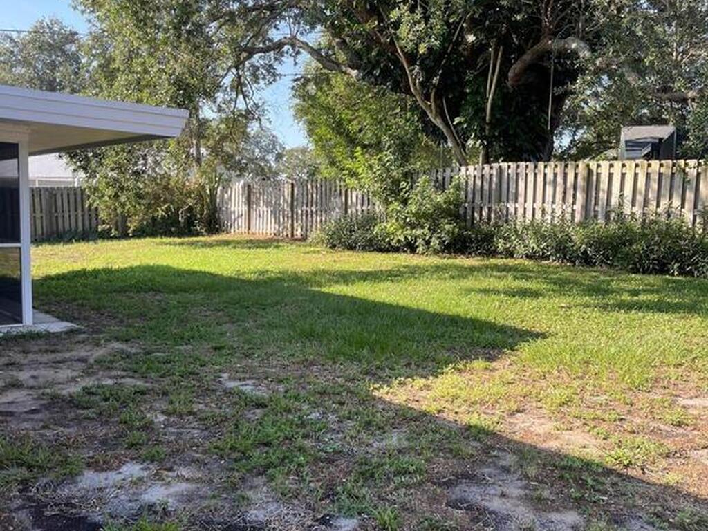 1135 Granada Avenue, Merritt Island, FL 32952