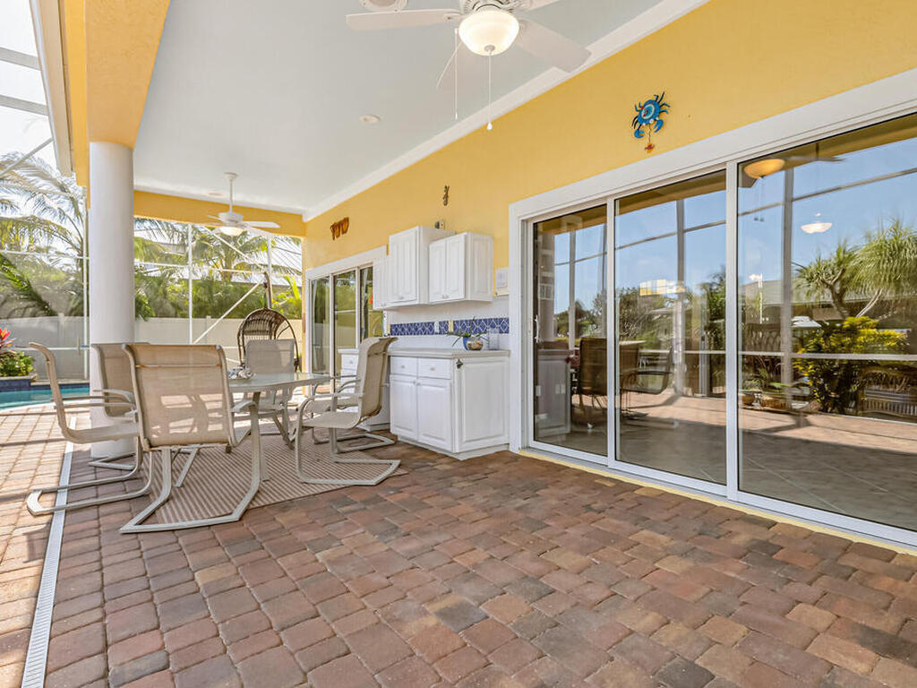 404 Riverview Lane, Melbourne Beach, FL 32951