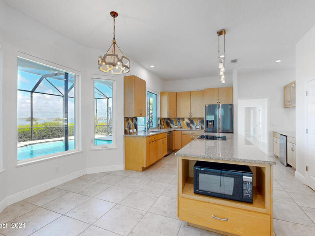 460 Lanternback Island Drive, Satellite Beach, FL 32937