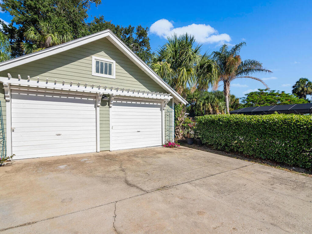 2907 N Indian River Drive, Cocoa, FL 32922