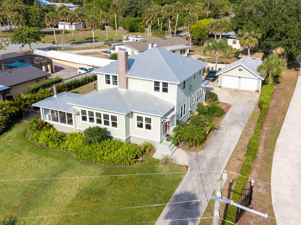 2907 N Indian River Drive, Cocoa, FL 32922