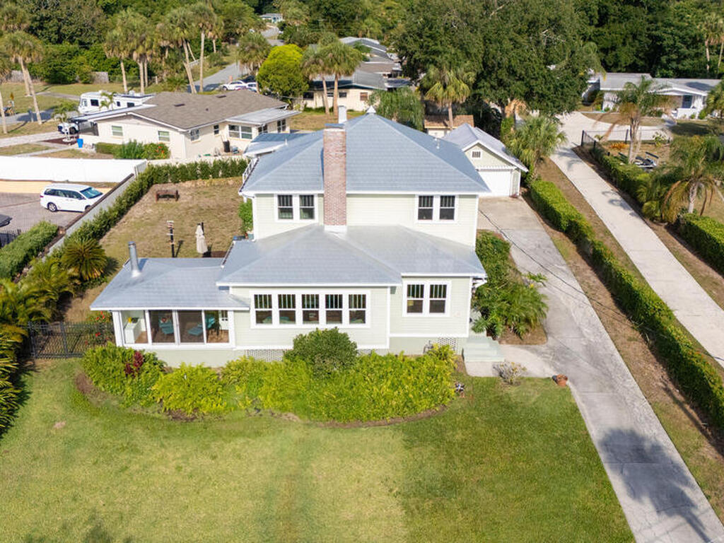 2907 N Indian River Drive, Cocoa, FL 32922