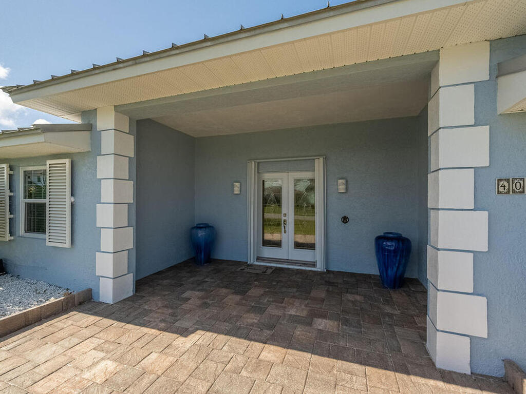 400 Hiawatha Way, Melbourne Beach, FL 32951