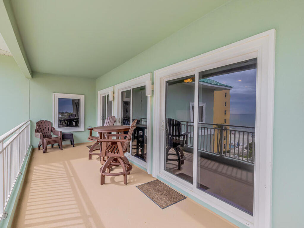 423 S Atlantic Avenue, New Smyrna Beach, FL 32169