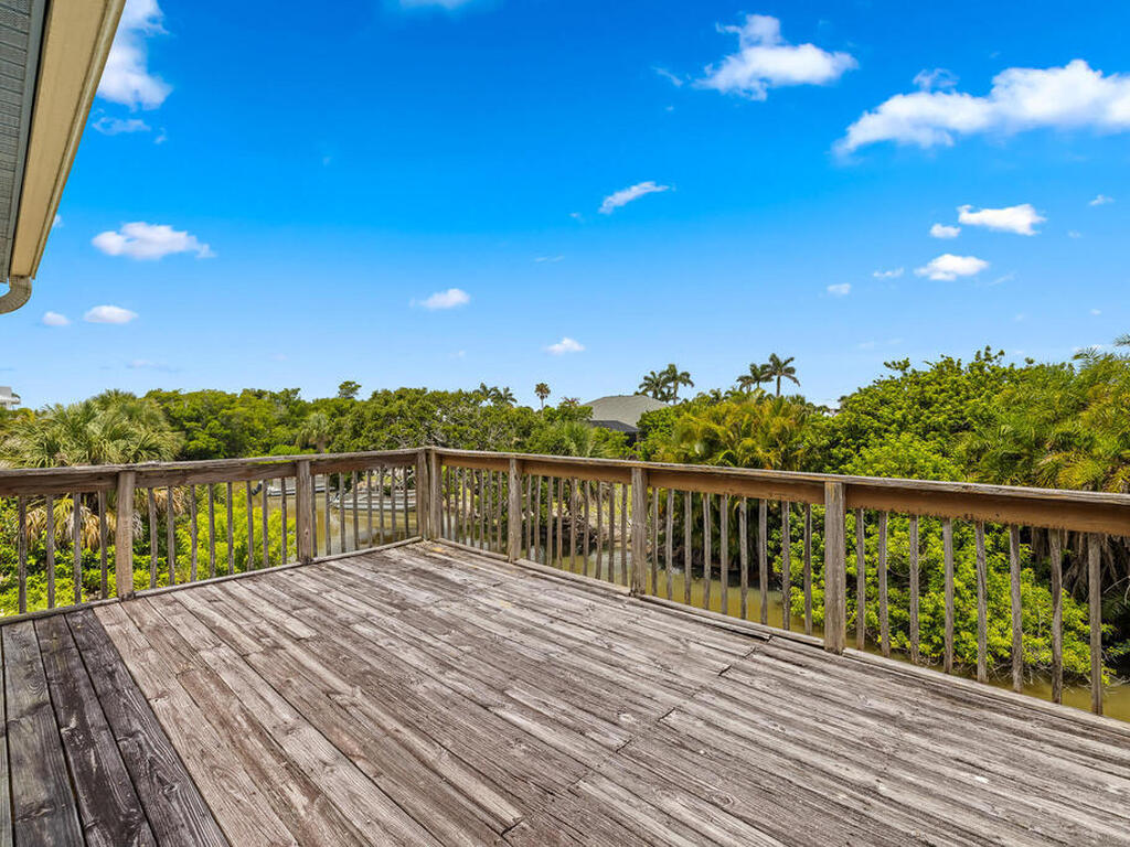 360 Spoonbill Lane, Melbourne Beach, FL 32951