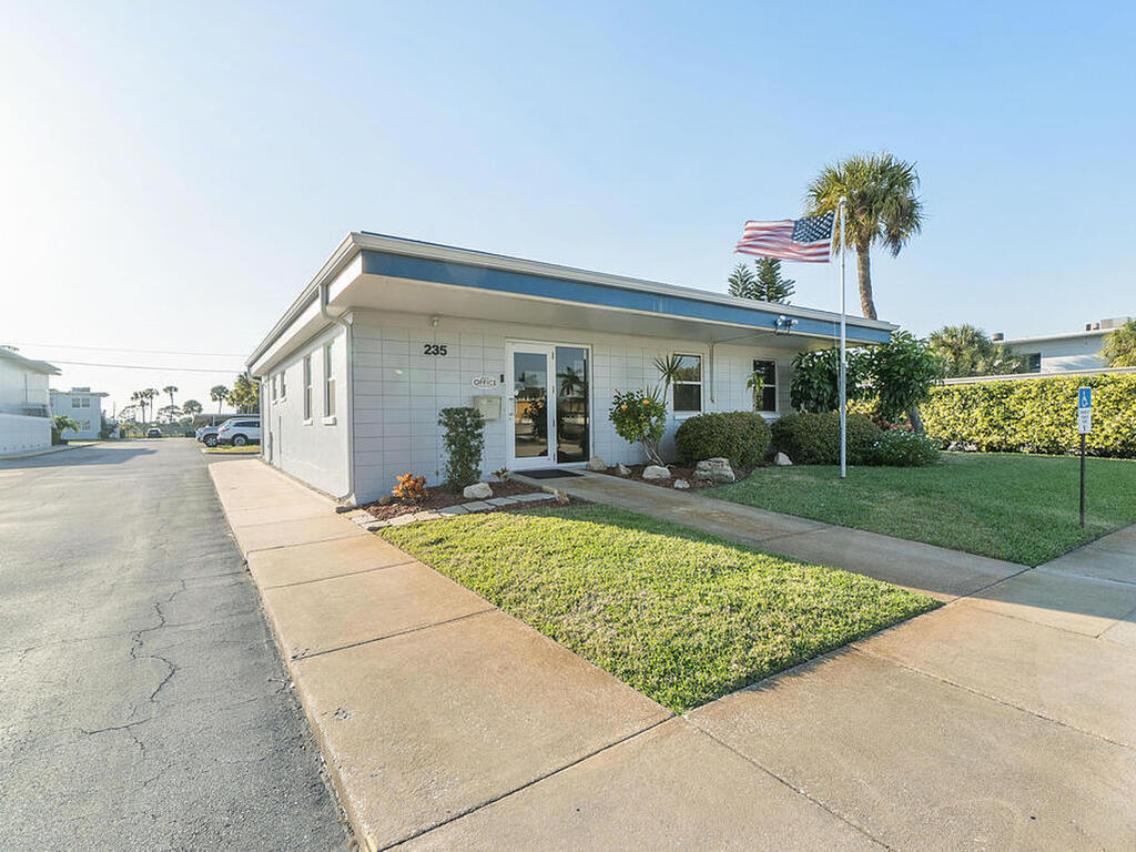 200 Bounty, Merritt Island, FL 32952