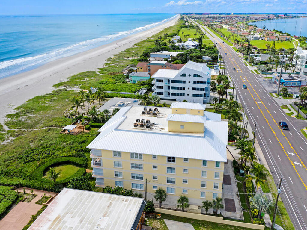 3409 S Atlantic Avenue, Cocoa Beach, FL 32931