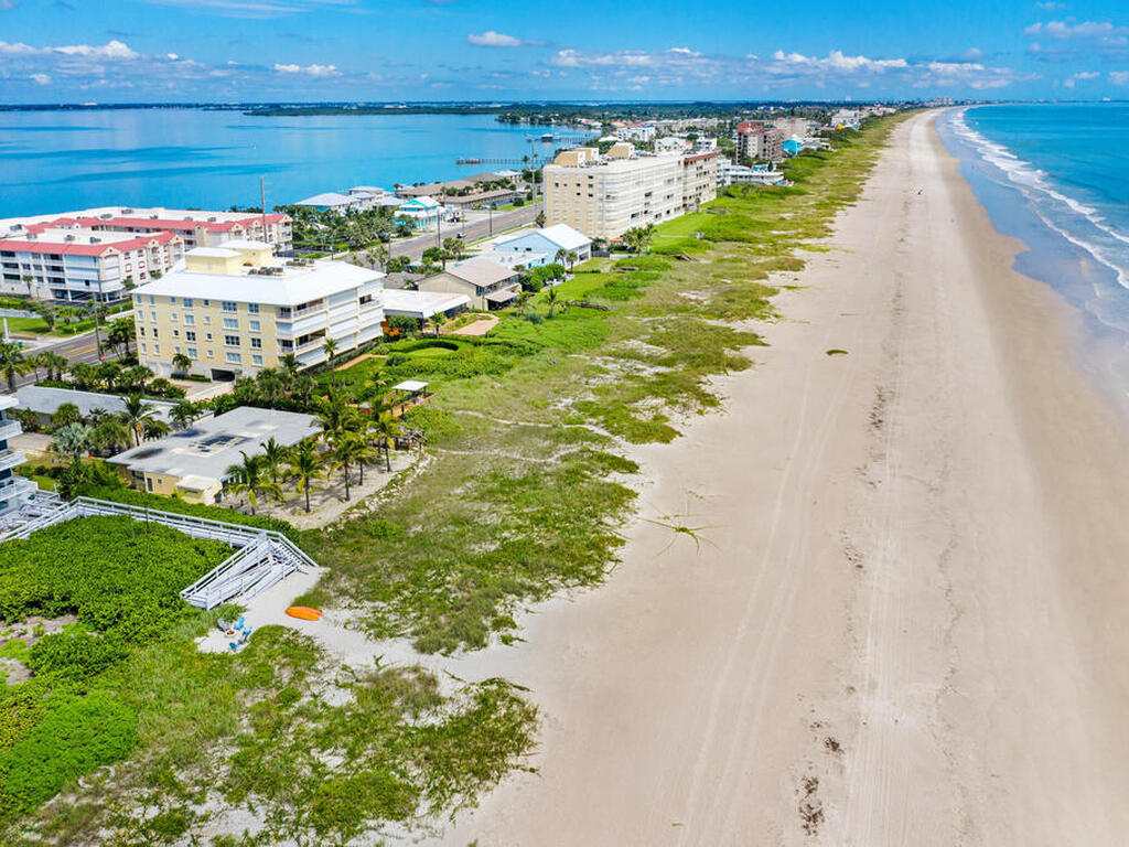 3409 S Atlantic Avenue, Cocoa Beach, FL 32931