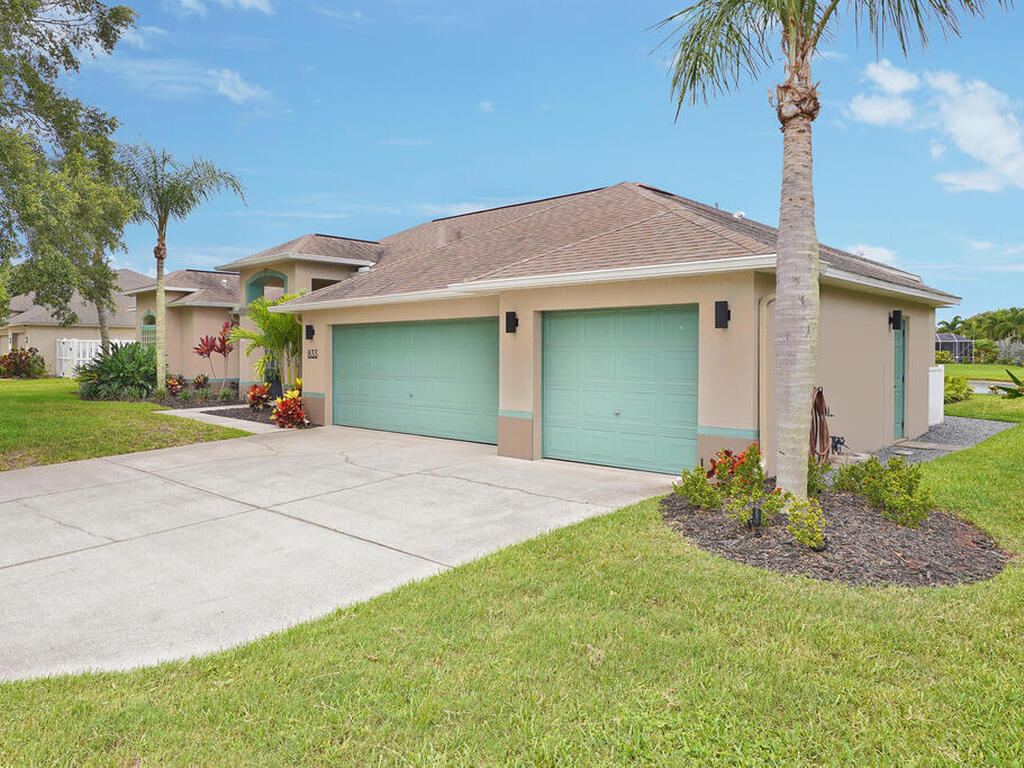 833 Woodbine Drive, Merritt Island, FL 32952