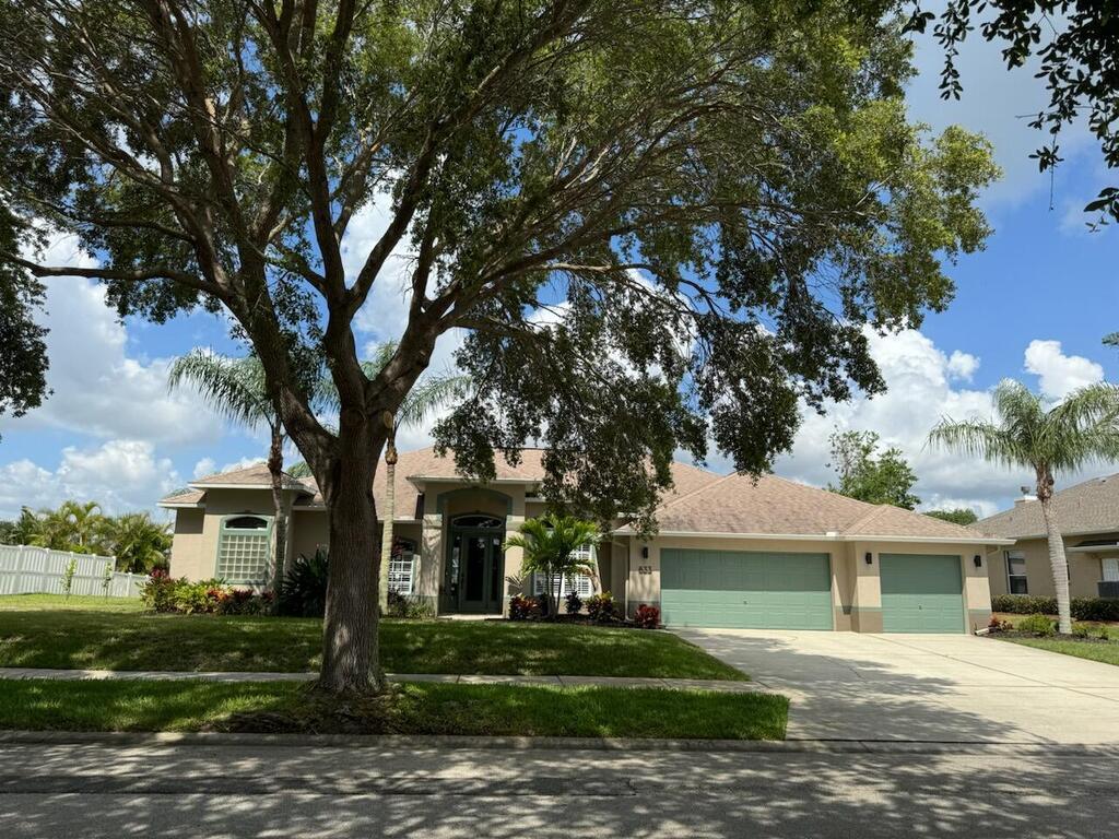 833 Woodbine Drive, Merritt Island, FL 32952