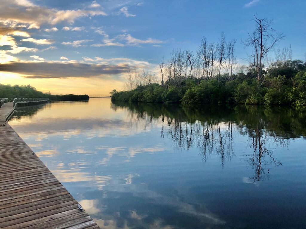 360 Hammock Shore Drive, Melbourne Beach, FL 32951