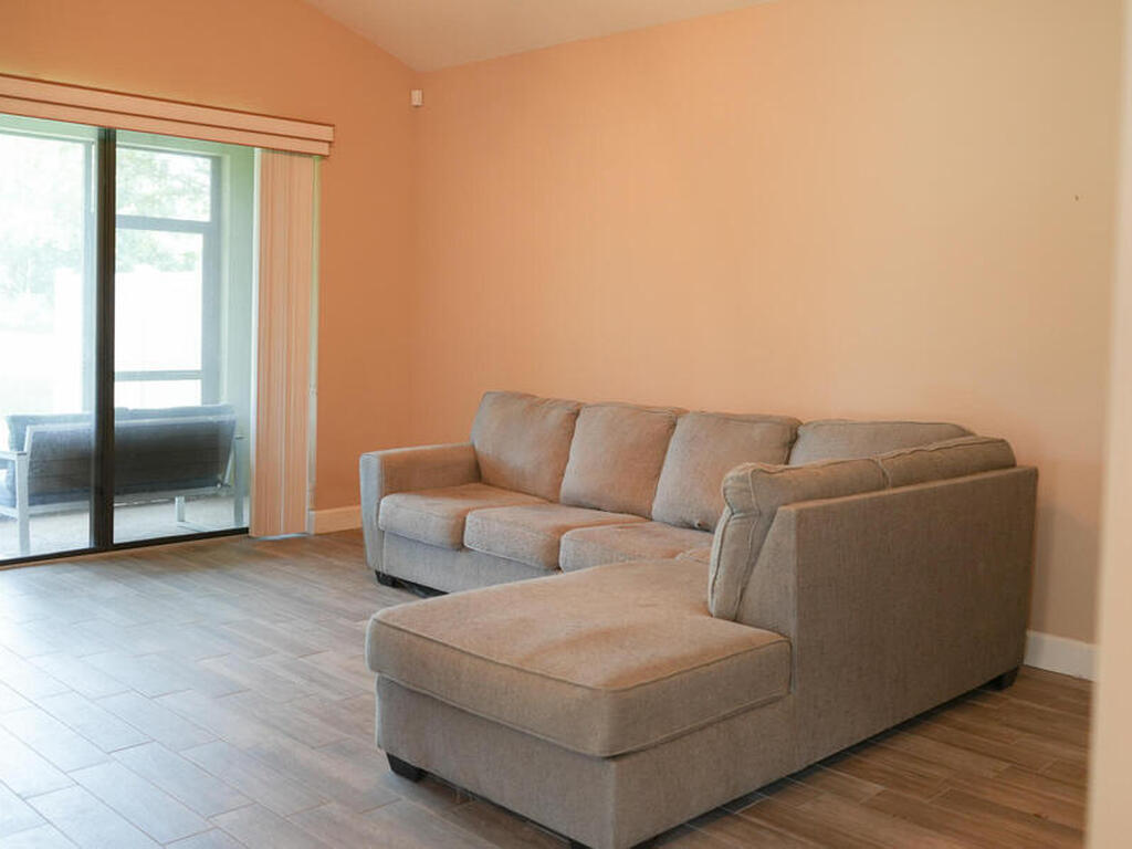 283 Murano Drive, West Melbourne, FL 32904