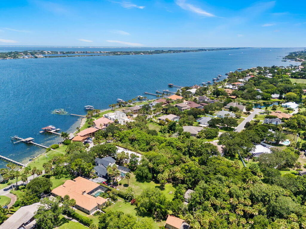 2183 Rockledge Drive, Rockledge, FL 32955