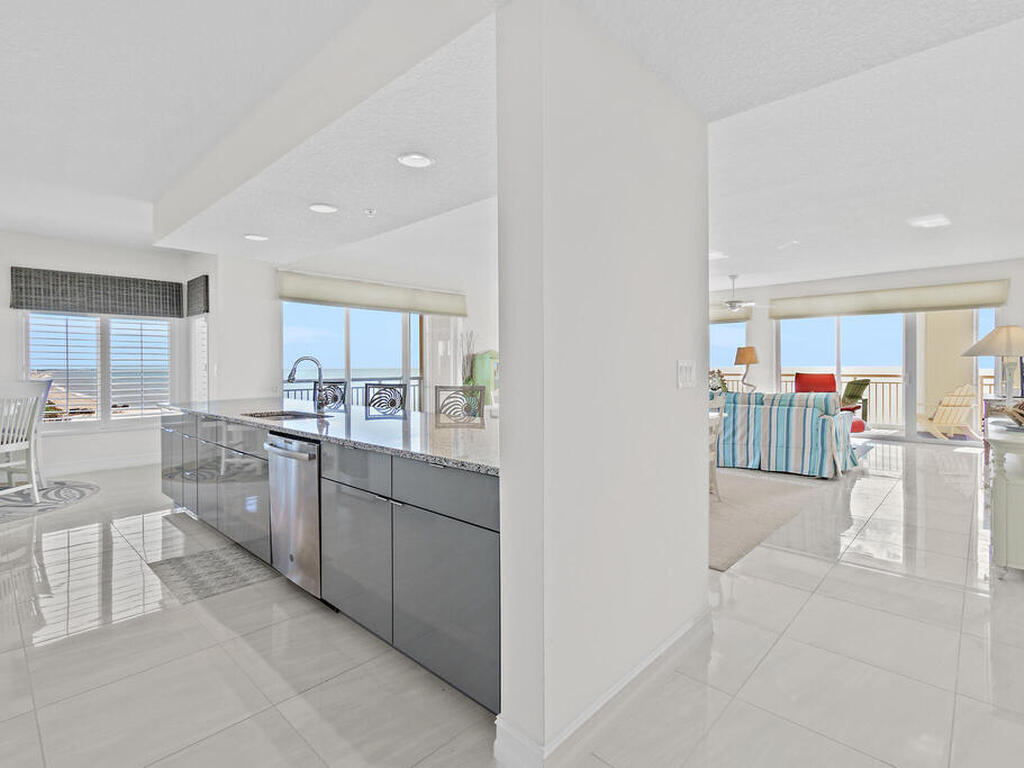 1025 Highway A1a, Satellite Beach, FL 32937