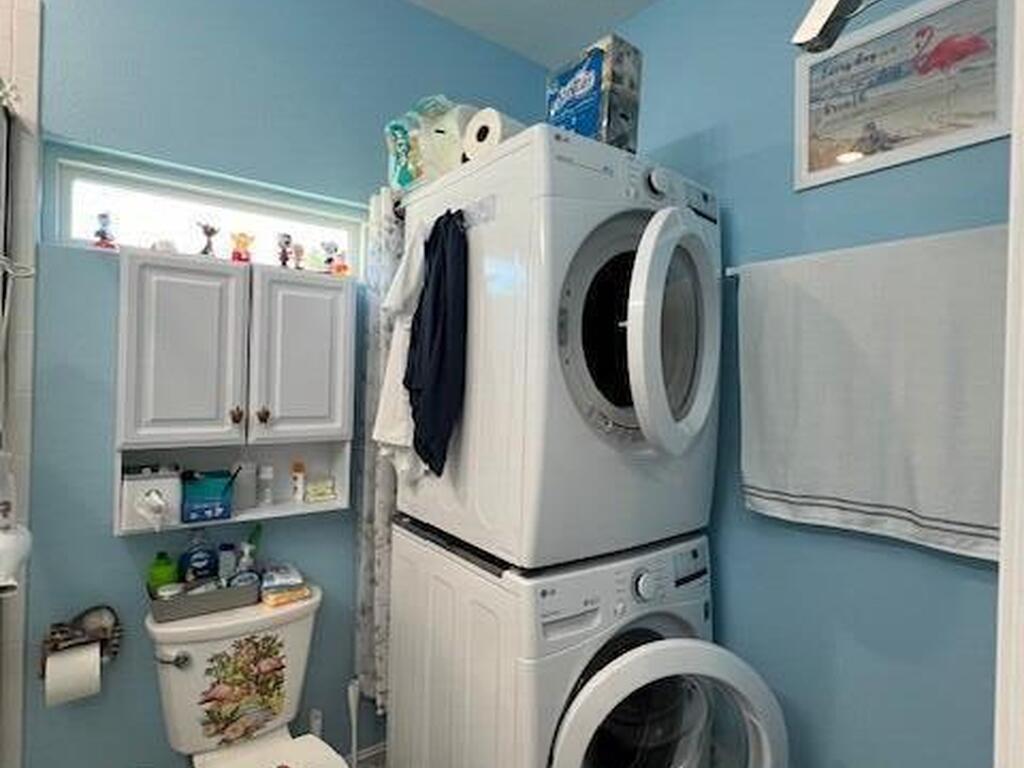 1952 Enterprise Lane, Titusville, FL 32796