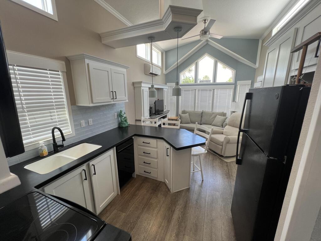 455 Horizon, Melbourne Beach, FL 32951