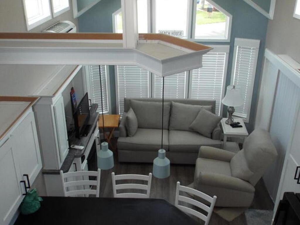 455 Horizon, Melbourne Beach, FL 32951