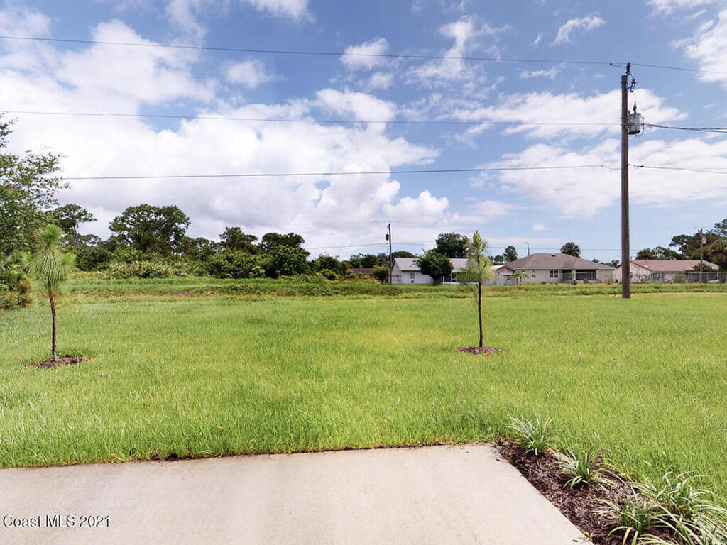 1071 Grapefruit Road, Palm Bay, FL 32909