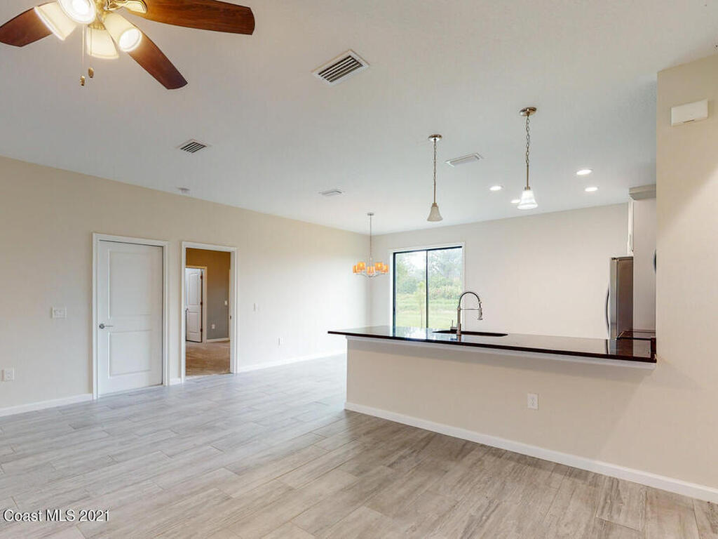 1071 Grapefruit Road, Palm Bay, FL 32909