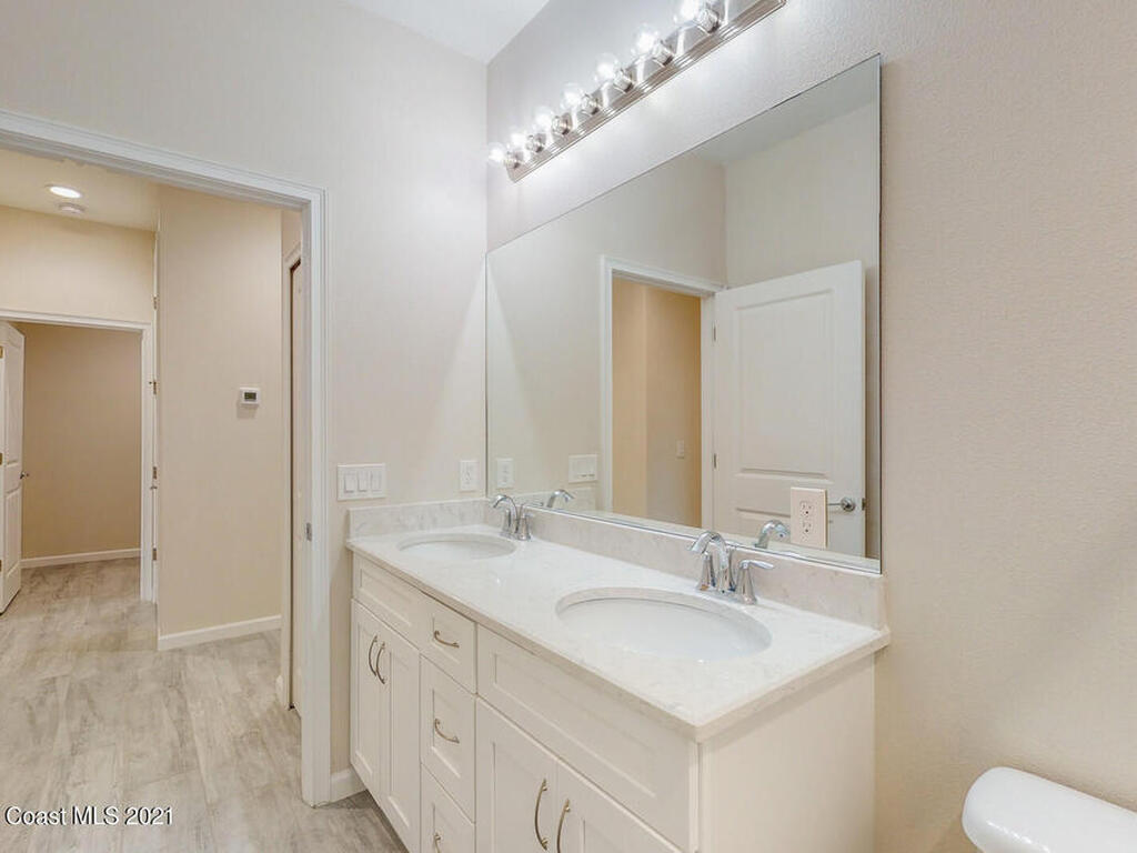 1071 Grapefruit Road, Palm Bay, FL 32909