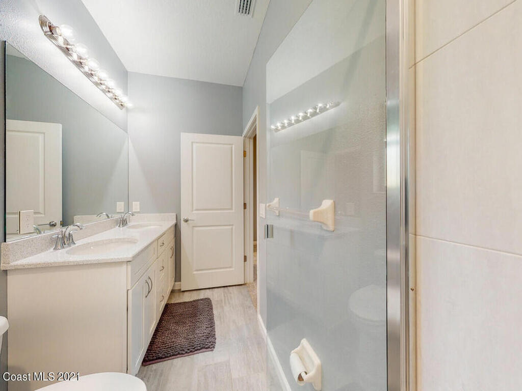 1071 Grapefruit Road, Palm Bay, FL 32909