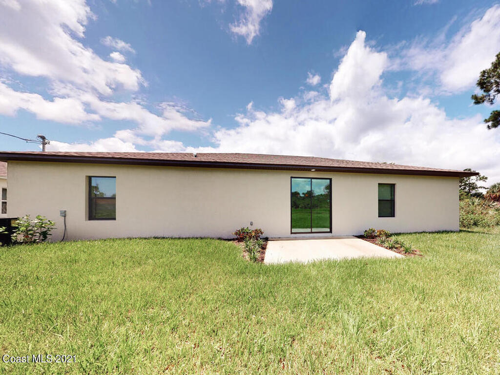 1071 Grapefruit Road, Palm Bay, FL 32909