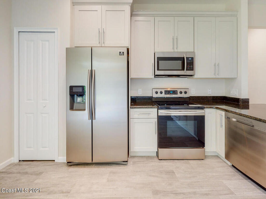 1071 Grapefruit Road, Palm Bay, FL 32909