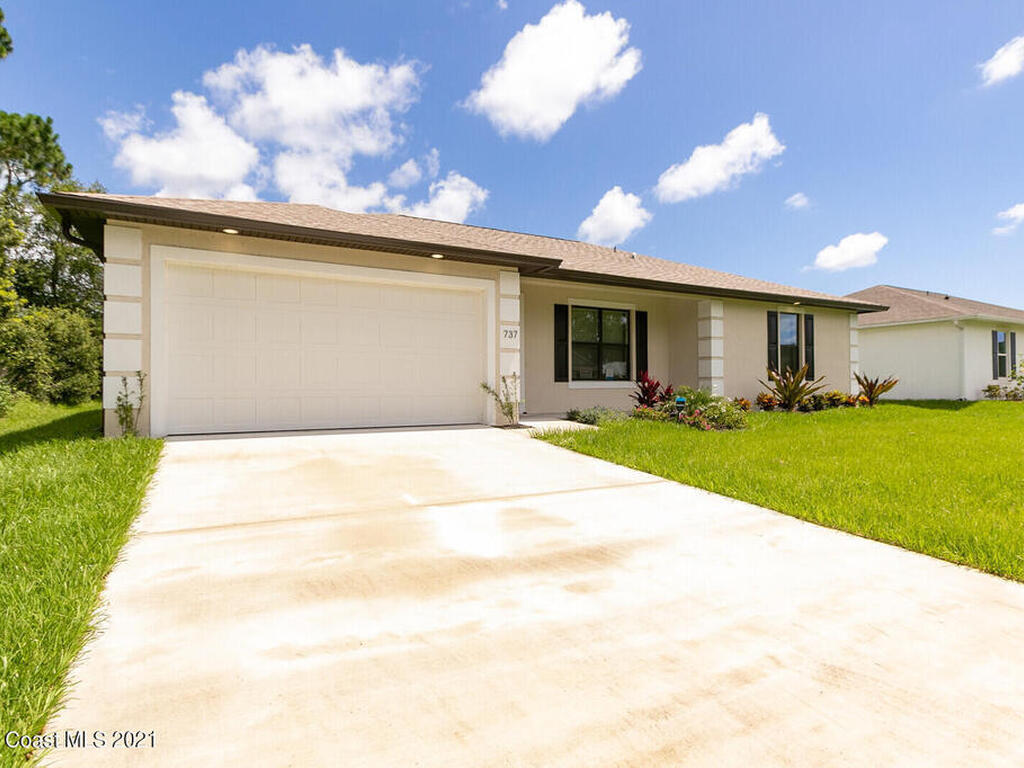 1071 Grapefruit Road, Palm Bay, FL 32909