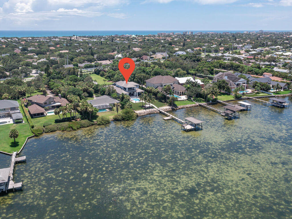 2760 N Riverside Drive, Indialantic, FL 32903