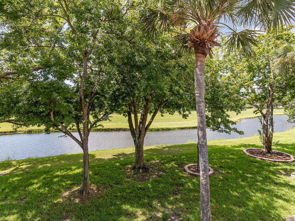 907 Osprey Drive, Melbourne, FL 32940